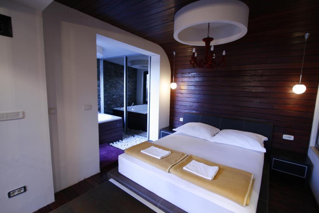 Apartments And Rooms Teona Budva Ruang foto